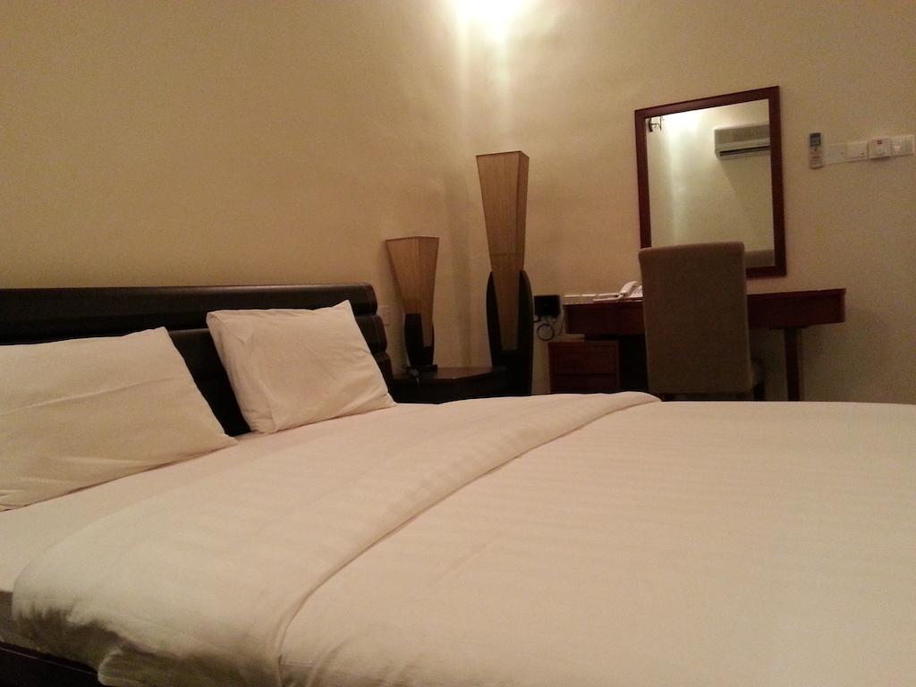 Rimal Suites Apartments Salalah Rum bild