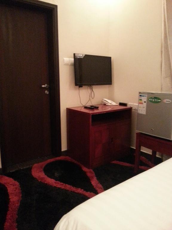 Rimal Suites Apartments Salalah Rum bild